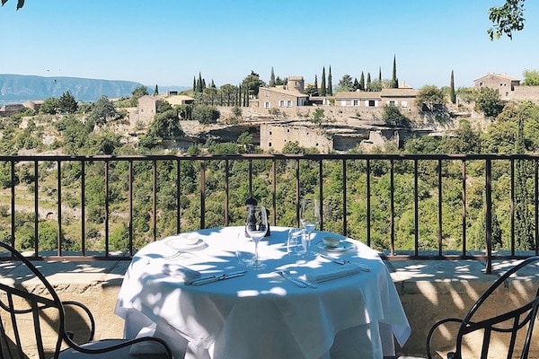 best luxury wellness retreats in france, european wellness retreats, spa retreats, french riviera, french alps, skiing in france, 